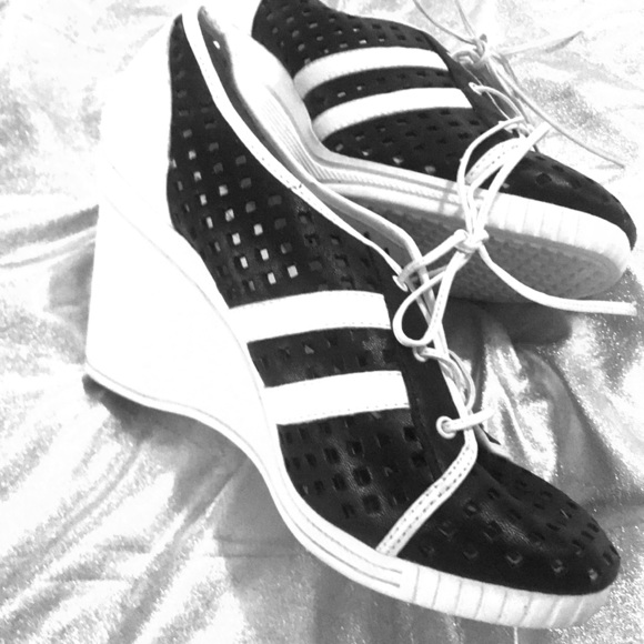 Michael Kors Beautiful shoes - Picture 1 of 5